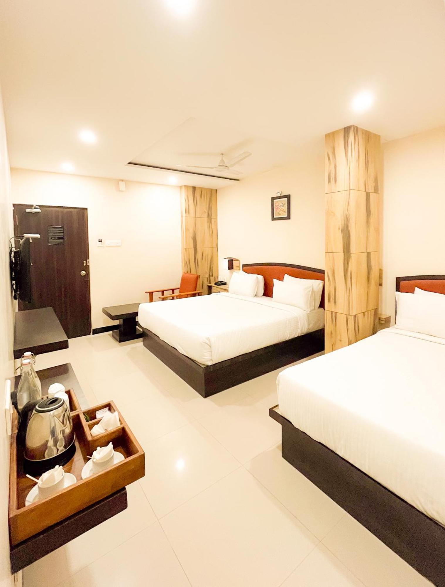 Готель Shree Residency Ероде Екстер'єр фото