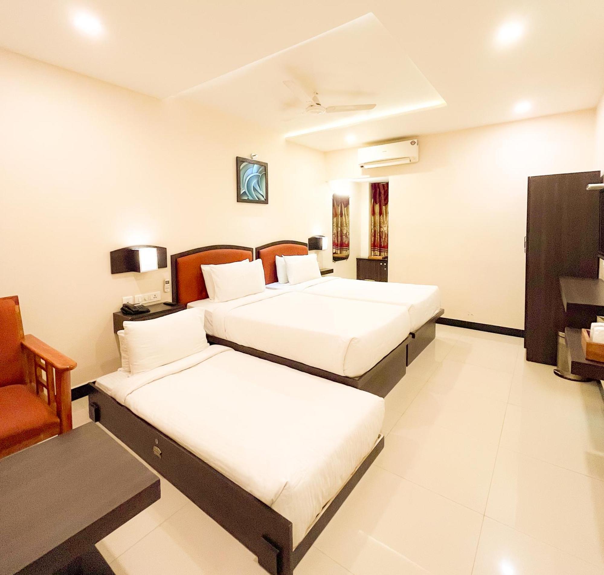 Готель Shree Residency Ероде Екстер'єр фото