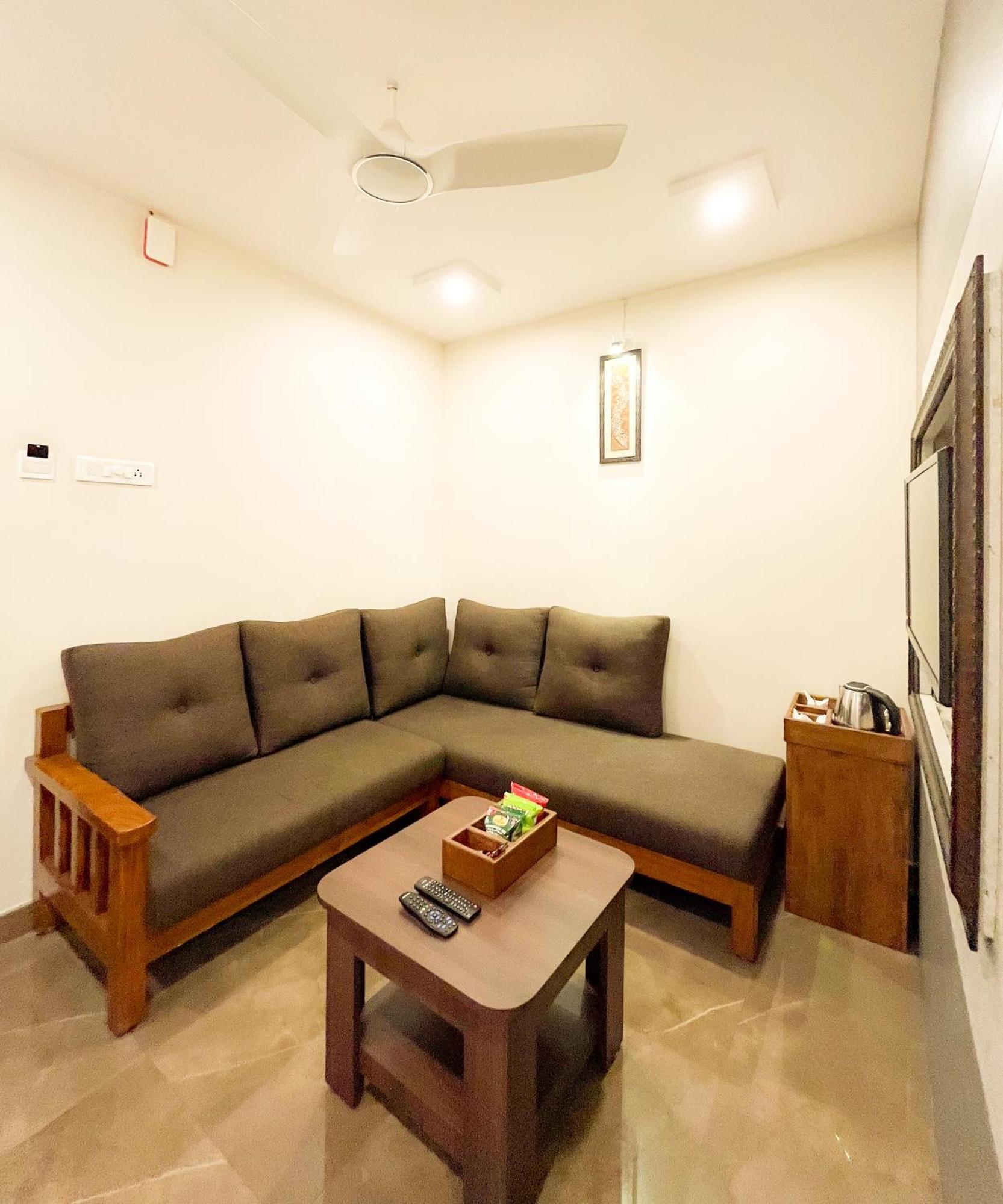 Готель Shree Residency Ероде Екстер'єр фото